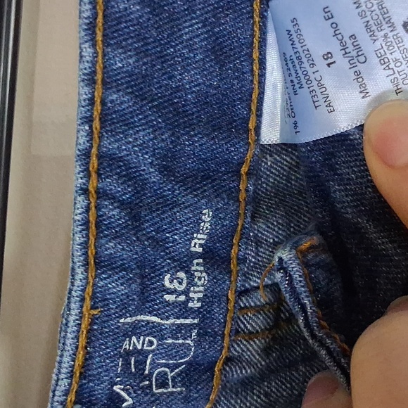 Patchwork Denim Barrel Leg Jeans - Picture 3 of 12